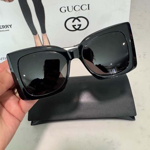 SALE🤍Yves Saint Laurent blaze logo Black Sunglasses - Picture 11 of 16